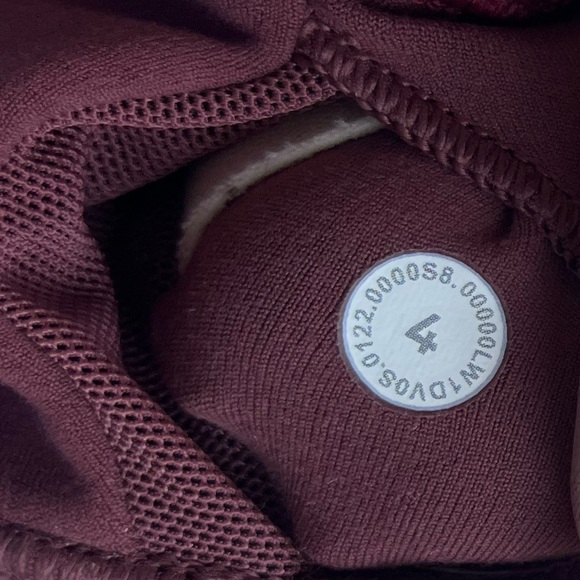 Lululemon Align Tank Cropped Top Built-in-Bra Spray Leaf Firrside Red - Picture 6 of 8